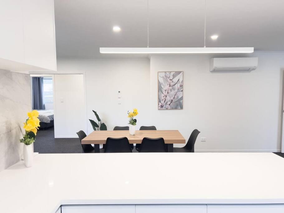 Rotorua Sunshine Brand New 4 Bedroom House Екстериор снимка