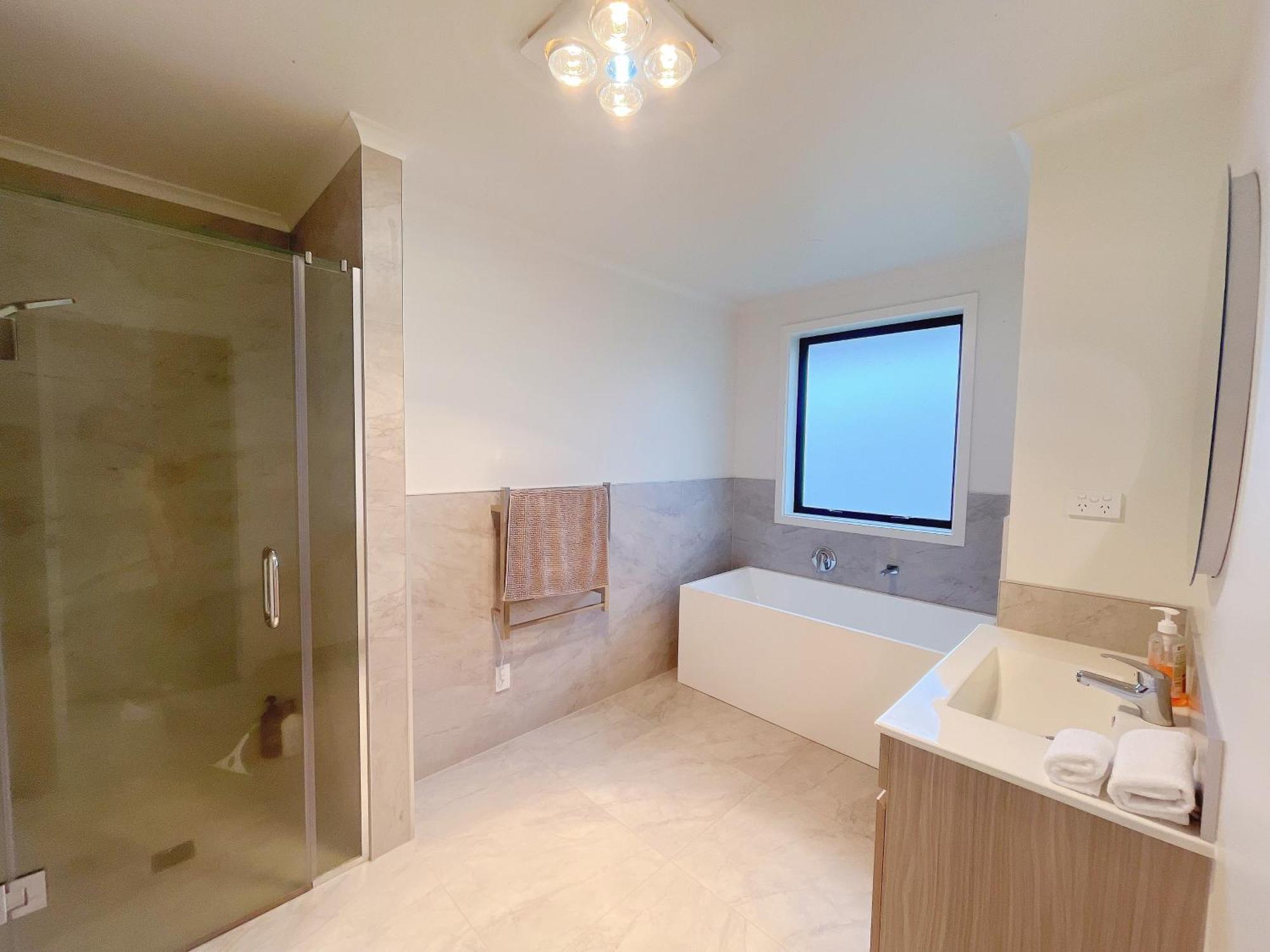 Rotorua Sunshine Brand New 4 Bedroom House Екстериор снимка