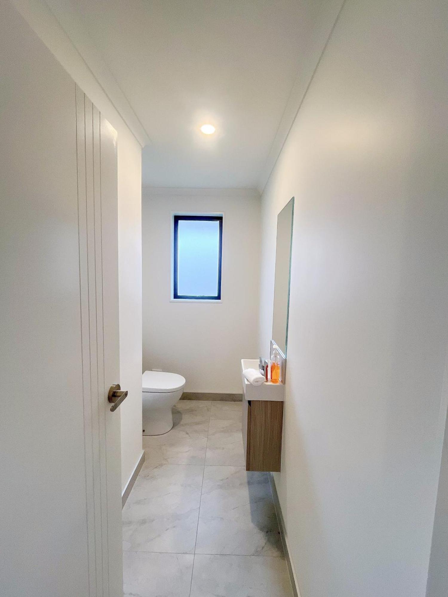 Rotorua Sunshine Brand New 4 Bedroom House Екстериор снимка